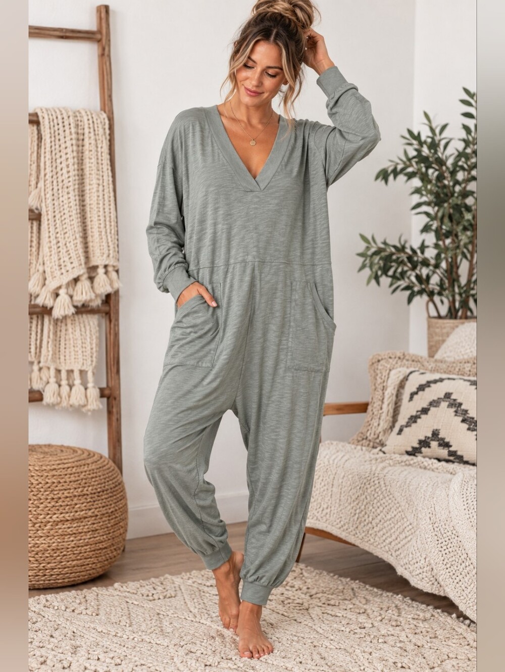 Natural Life Gray Slouchy V-Neck Jumpsuit Romper Size Large
